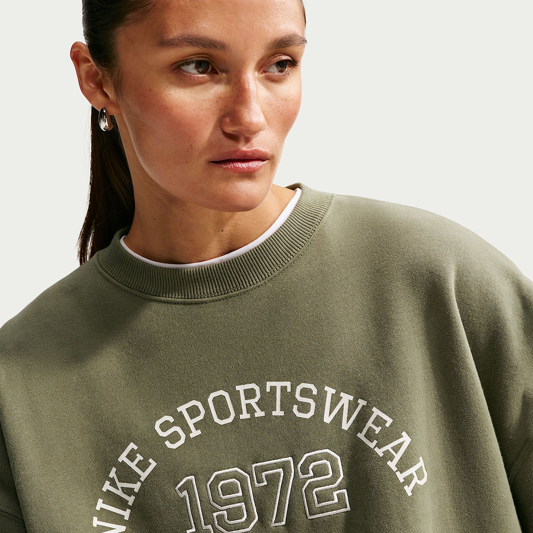 Nike Studio Fleece Medium Weight Women's Oversized Crew. Nike HR